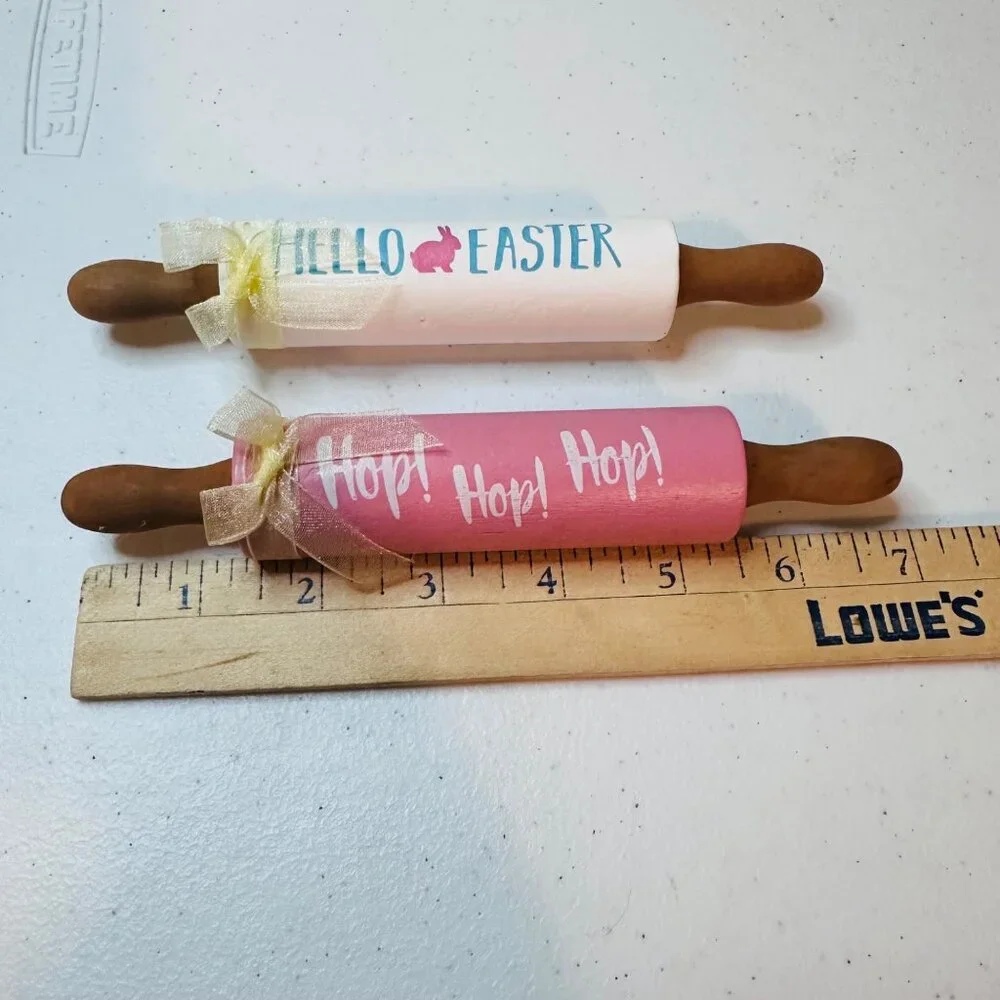 Set of 2 Easter mini rolling pins decoration Hop! Hop! Hop! and Hello Easter